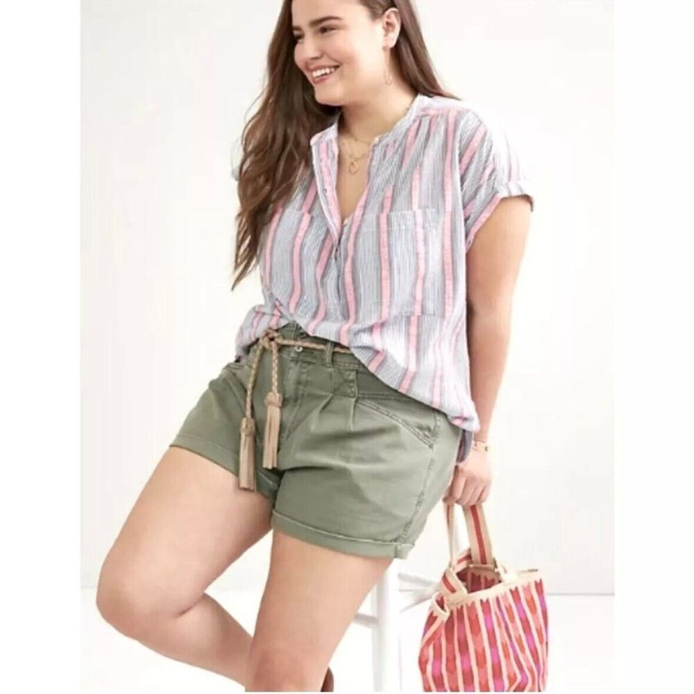 Anthropologie Pilcro Relaxed‎ Pleated Front Shorts Womens 29 Green Cotton Preppy